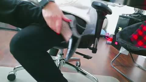 Top Floor Temptress online show from 01/19/26, 03:16