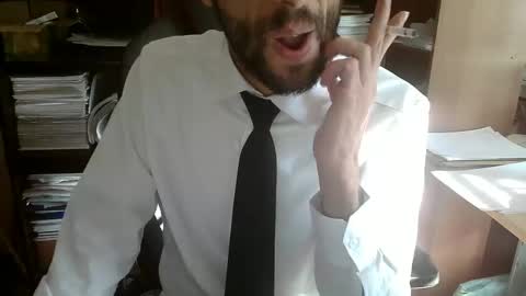 Snapshot of topg84 chatting on 10/27/25, 12:31 Topg84 online show from 10/27/25, 12:31