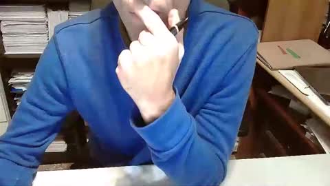 Snapshot of topg84 chatting on 11/09/25, 05:11 Topg84 online show from 11/09/25, 05:11