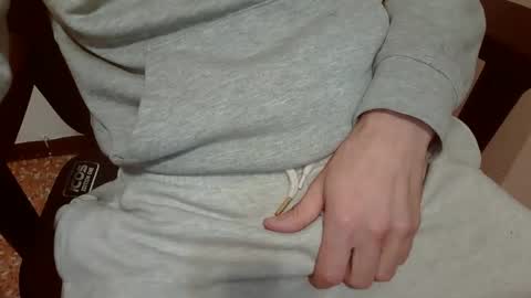 Snapshot of topg84 chatting on 02/28/26, 05:25 Topg84 online show from 02/28/26, 05:25