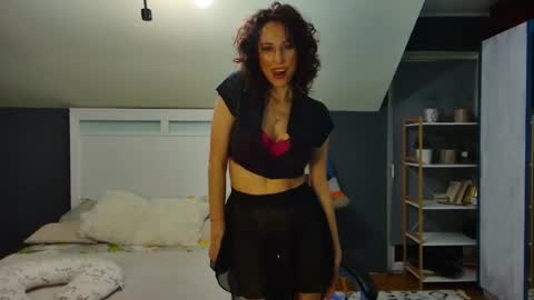 Snapshot of toplegs chatting on 03/11/26, 10:38 Anda online show from 03/11/26, 10:38