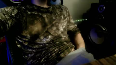 Snapshot of topplesstable18075 chatting on 01/16/26, 06:17 topplesstable18075 online show from 01/16/26, 06:17