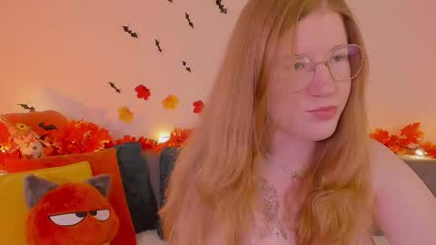 Tori online show from 11/06/25, 08:15