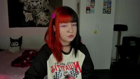 Snapshot of toriayun0 chatting on 02/24/25, 01:13 your personal gothic girl check it online show from 02/24/25, 01:13