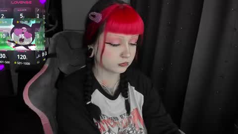 Snapshot of toriayun0 chatting on 07/23/26, 10:29 your personal gothic girl check it online show from 07/23/26, 10:29