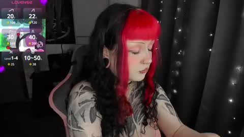 Snapshot of toriayun0 chatting on 07/24/26, 09:35 your personal gothic girl check it online show from 07/24/26, 09:35