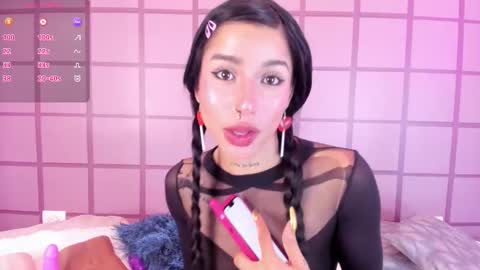 Tori  online show from 01/16/26, 10:25