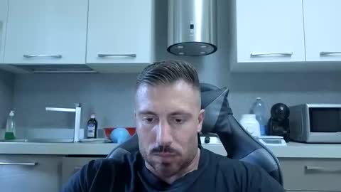 toro_arrapato online show from 06/06/26, 04:12