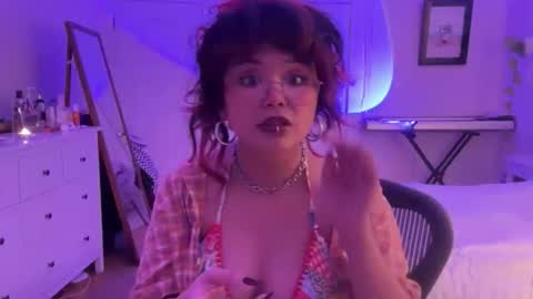 Snapshot of toro_luna chatting on 02/27/26, 05:07 boy luna next stream thurs 226 855pm 0 pst online show from 02/27/26, 05:07