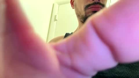 Snapshot of toronto5656 chatting on 11/03/25, 07:20 toronto5656 online show from 11/03/25, 07:20