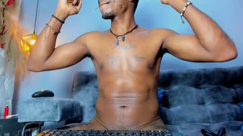 Snapshot of tory_bbc chatting on 03/11/25, 03:23 Torybigdick online show from 03/11/25, 03:23