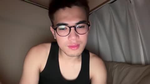 Snapshot of toshikaro0 chatting on 01/10/25, 12:47 Karo online show from 01/10/25, 12:47