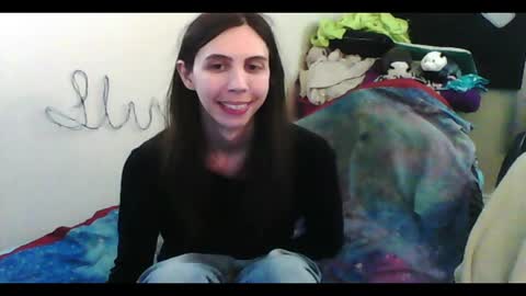 Luna online show from 04/25/26, 01:52