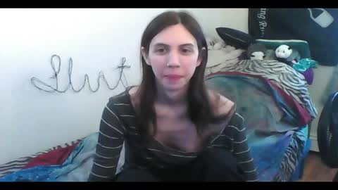 Luna online show from 04/28/26, 08:58