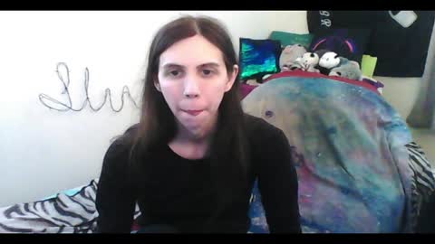 Snapshot of totalfuckingadorable chatting on 05/10/26, 01:55 Luna online show from 05/10/26, 01:55
