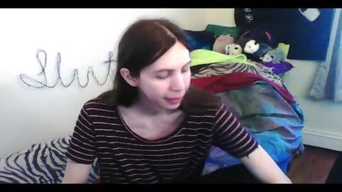 Snapshot of totalfuckingadorable chatting on 05/12/26, 08:39 Luna online show from 05/12/26, 08:39