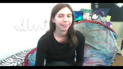 Snapshot of totalfuckingadorable chatting on 05/15/26, 02:29 Luna online show from 05/15/26, 02:29