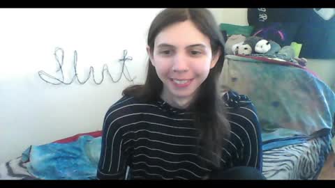 Snapshot of totalfuckingadorable chatting on 05/15/26, 07:32 Luna online show from 05/15/26, 07:32