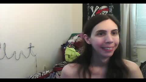Snapshot of totalfuckingadorable chatting on 06/12/26, 02:10 Luna online show from 06/12/26, 02:10
