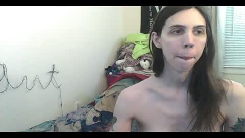 Snapshot of totalfuckingadorable chatting on 06/13/26, 02:42 Luna online show from 06/13/26, 02:42