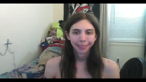 Snapshot of totalfuckingadorable chatting on 07/03/26, 01:01 Luna online show from 07/03/26, 01:01