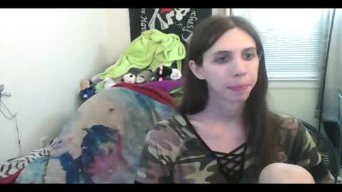 Snapshot of totalfuckingadorable chatting on 07/26/26, 05:15 Luna online show from 07/26/26, 05:15