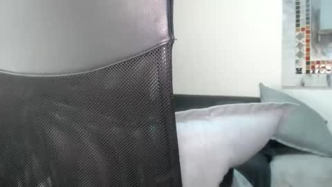 TotyPink online show from 01/26/25, 10:24