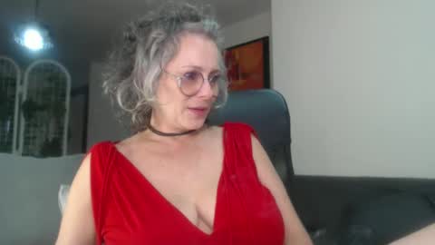 TotyPink online show from 02/08/25, 04:25