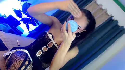 Snapshot of touch_my_body_daddy chatting on 02/18/25, 05:09 touch_my_body_daddy online show from 02/18/25, 05:09