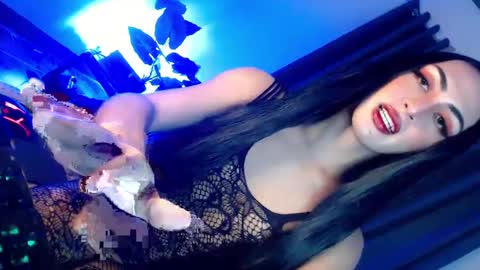 Snapshot of touch_my_body_daddy chatting on 02/19/25, 04:44 touch_my_body_daddy online show from 02/19/25, 04:44
