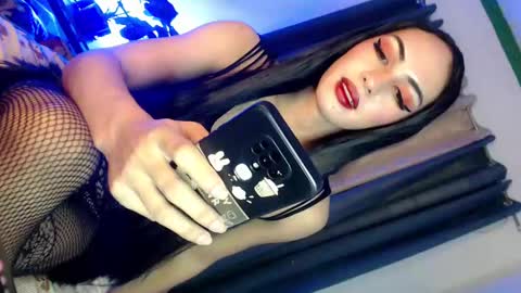 Snapshot of touch_my_body_daddy chatting on 02/21/25, 02:50 touch_my_body_daddy online show from 02/21/25, 02:50