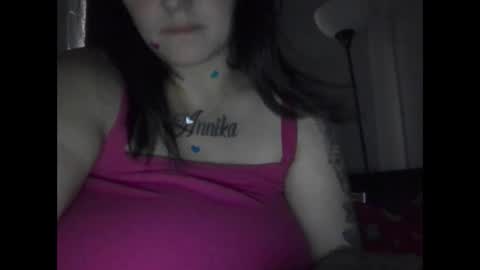 Snapshot of toxicanikki chatting on 01/09/26, 07:37 toxicanikki online show from 01/09/26, 07:37