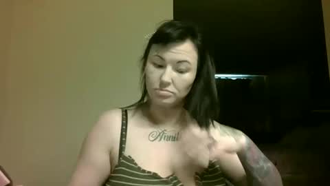 Snapshot of toxicanikki chatting on 05/20/26, 04:13 toxicanikki online show from 05/20/26, 04:13