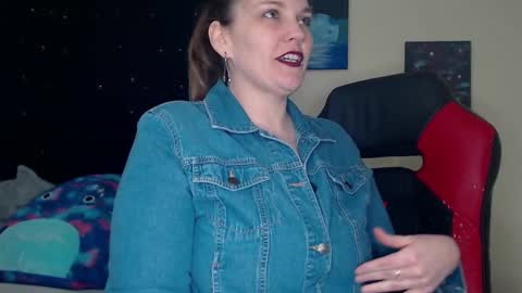 Lilly Miss Mistress Goddess Maam Queen Boss online show from 01/06/25, 11:40