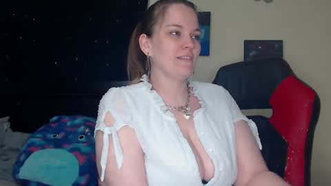 Lilly Miss Mistress Goddess Maam Queen Boss online show from 01/25/25, 12:26