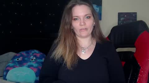 Lilly Miss Mistress Goddess Maam Queen Boss online show from 02/06/25, 06:18