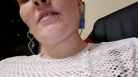 Lilly Miss Mistress Goddess Maam Queen Boss online show from 03/12/25, 08:41