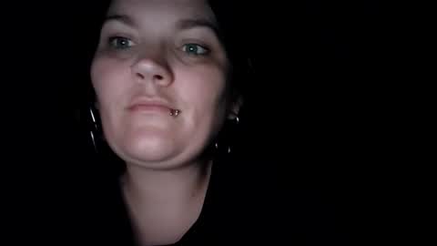 Snapshot of toxiclilly chatting on 06/05/26, 08:42 Lilly Miss Mistress Goddess Maam Queen Boss online show from 06/05/26, 08:42