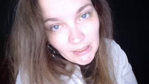 Snapshot of toxiclilly chatting on 06/10/26, 05:12 Lilly Miss Mistress Goddess Maam Queen Boss online show from 06/10/26, 05:12