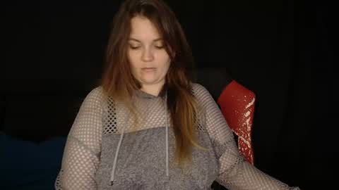 Snapshot of toxiclilly chatting on 07/12/26, 07:38 Lilly Miss Mistress Goddess Maam Queen Boss online show from 07/12/26, 07:38