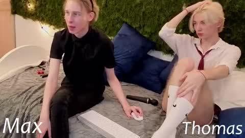 Snapshot of toxicpassion chatting on 11/20/25, 03:23 Max online show from 11/20/25, 03:23