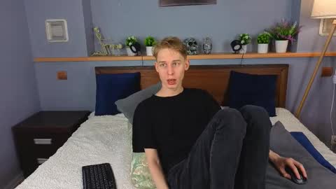 Snapshot of toxicpassion chatting on 02/04/26, 09:04 Max online show from 02/04/26, 09:04