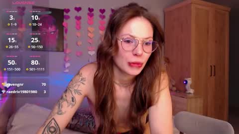 Snapshot of toxkiss chatting on 10/31/25, 05:19 toxkiss online show from 10/31/25, 05:19