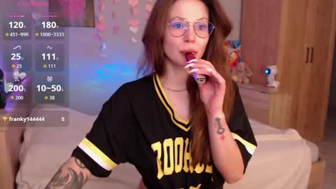 Snapshot of toxkiss chatting on 11/05/25, 05:29 toxkiss online show from 11/05/25, 05:29