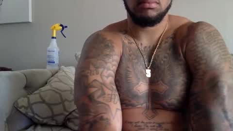 Snapshot of toxxxictylerr chatting on 10/28/25, 05:04 toxxxictylerr online show from 10/28/25, 05:04