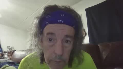 Snapshot of tpatslvr chatting on 03/06/26, 12:23 Sasha online show from 03/06/26, 12:23