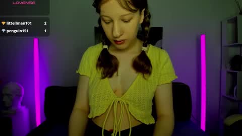 tracy_aww online show from 03/28/26, 08:14