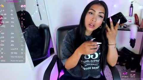 tracy online show from 11/26/25, 09:05