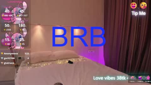 Snapshot of tracy_tay1or chatting on 01/14/25, 03:43 Tracy GMT2 Mon 3 AM - 4 PM Tue 3 AM - 4 PM Wed 3 AM - 4 PM Thur 3 AM - 4 PM Fri 3 AM - 4 PM online show from 01/14/25, 03:43