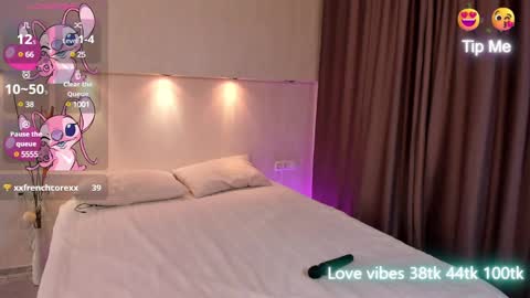 Snapshot of tracy_tay1or chatting on 03/05/25, 12:27 Tracy GMT2 Mon 3 AM - 4 PM Tue 3 AM - 4 PM Wed 3 AM - 4 PM Thur 3 AM - 4 PM Fri 3 AM - 4 PM online show from 03/05/25, 12:27